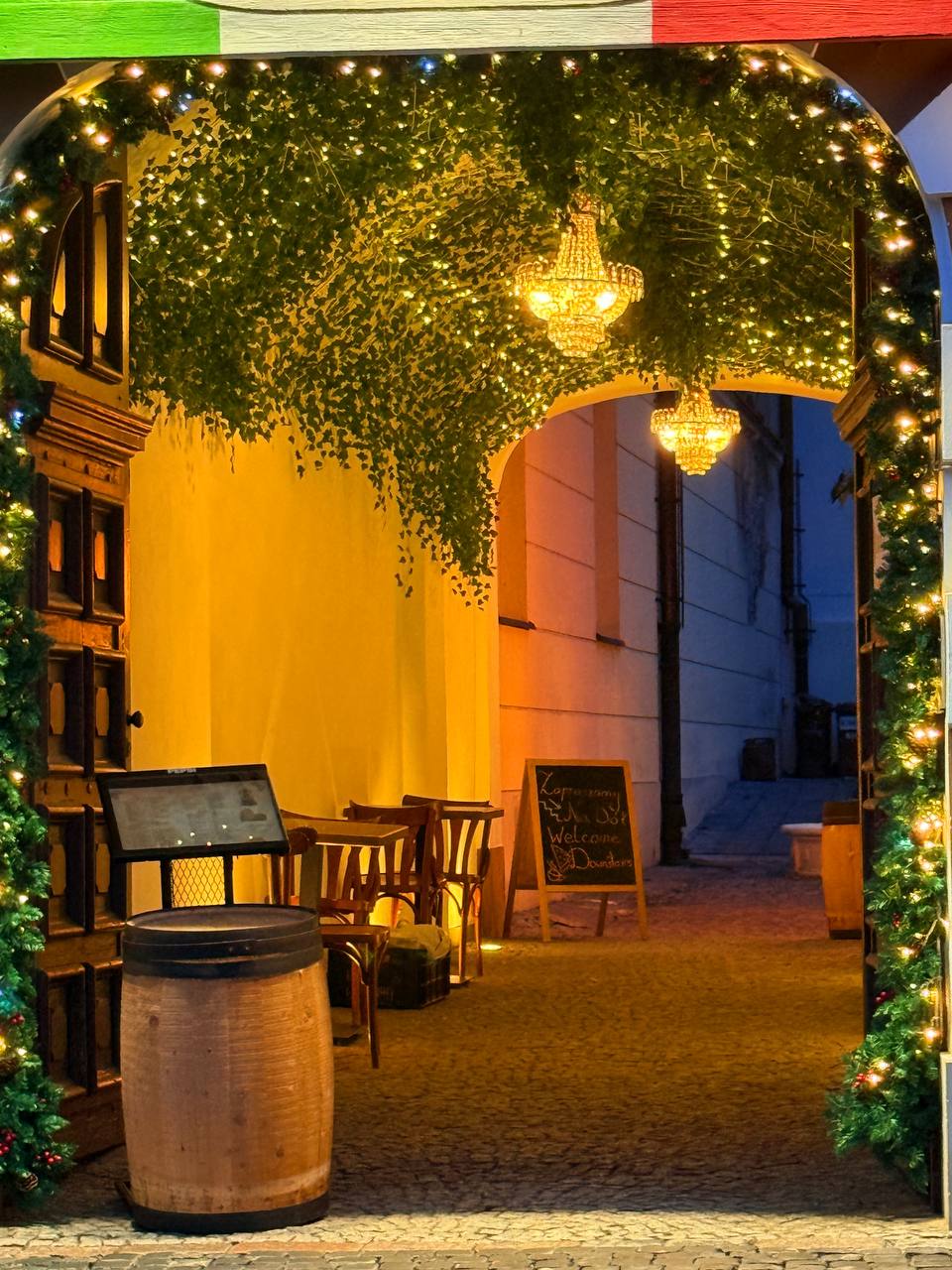 Eingang zum Restaurant Fontana di Vino